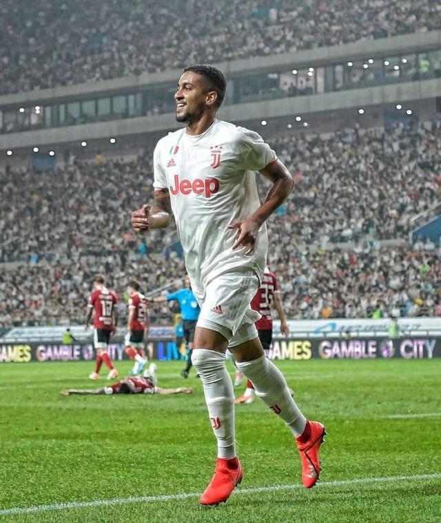 的引领下 的引领下