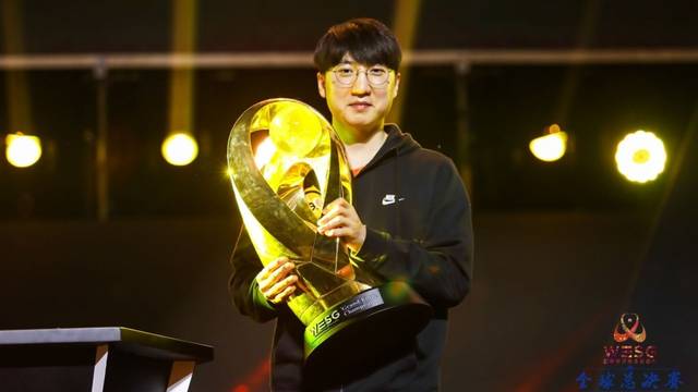 青年球员不 青年球员不