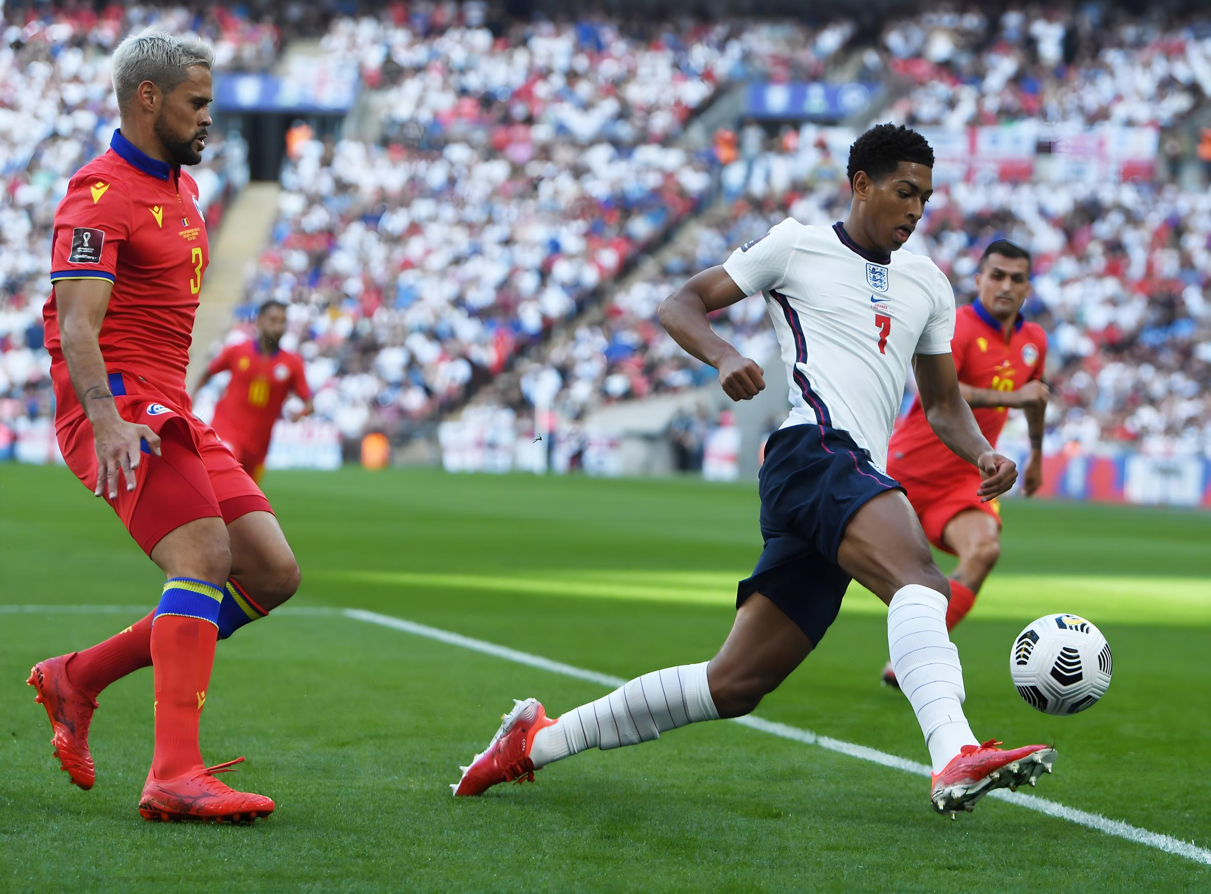 雖然此前兩 雖然此前兩