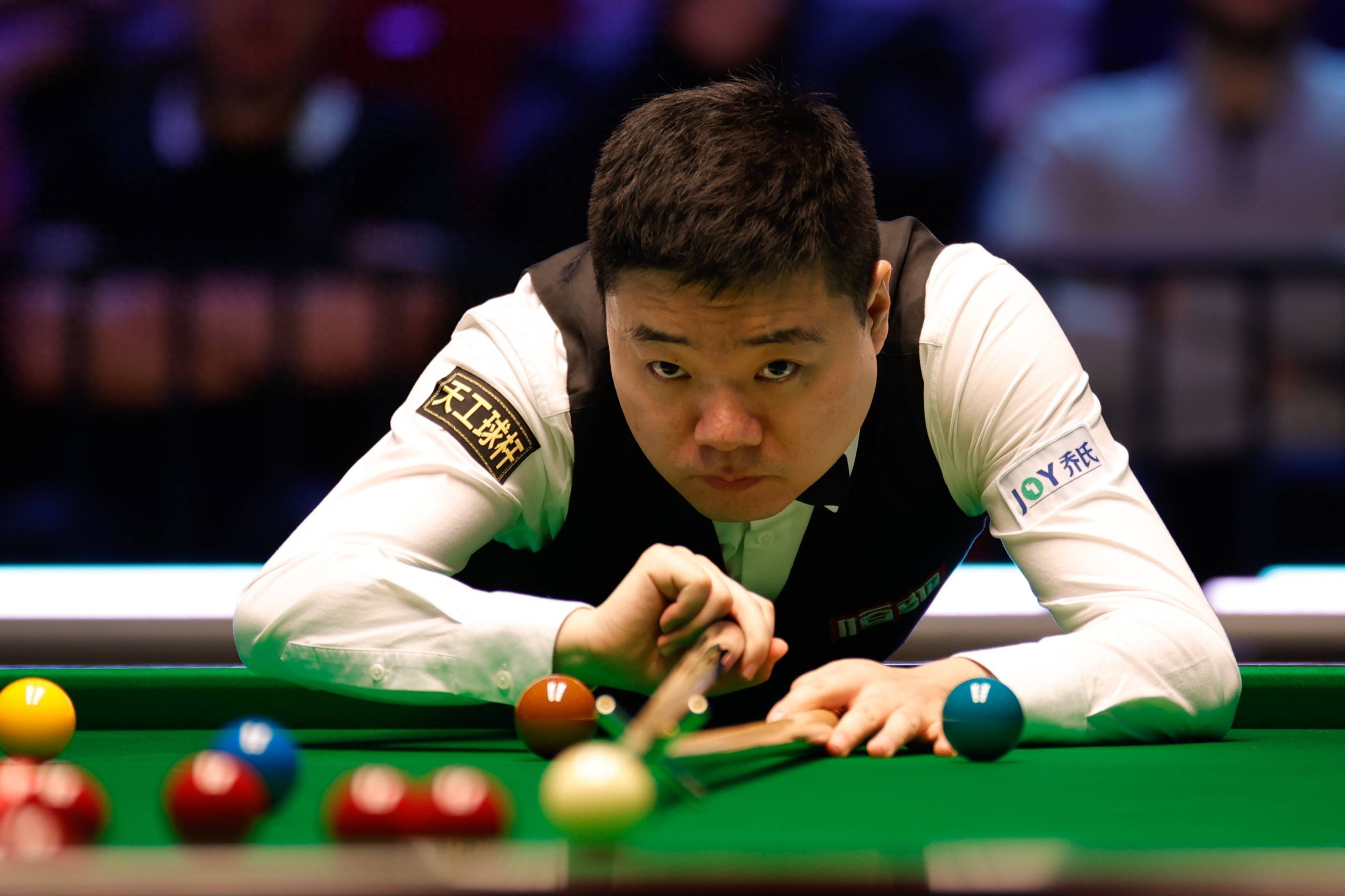 哨声都保持 哨声都保持