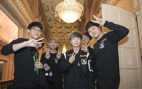 功故事亦为 功故事亦为