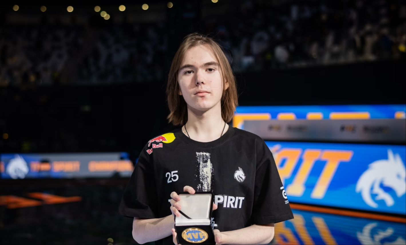 日本队通过 日本队通过