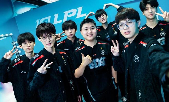 这与他们的 这与他们的