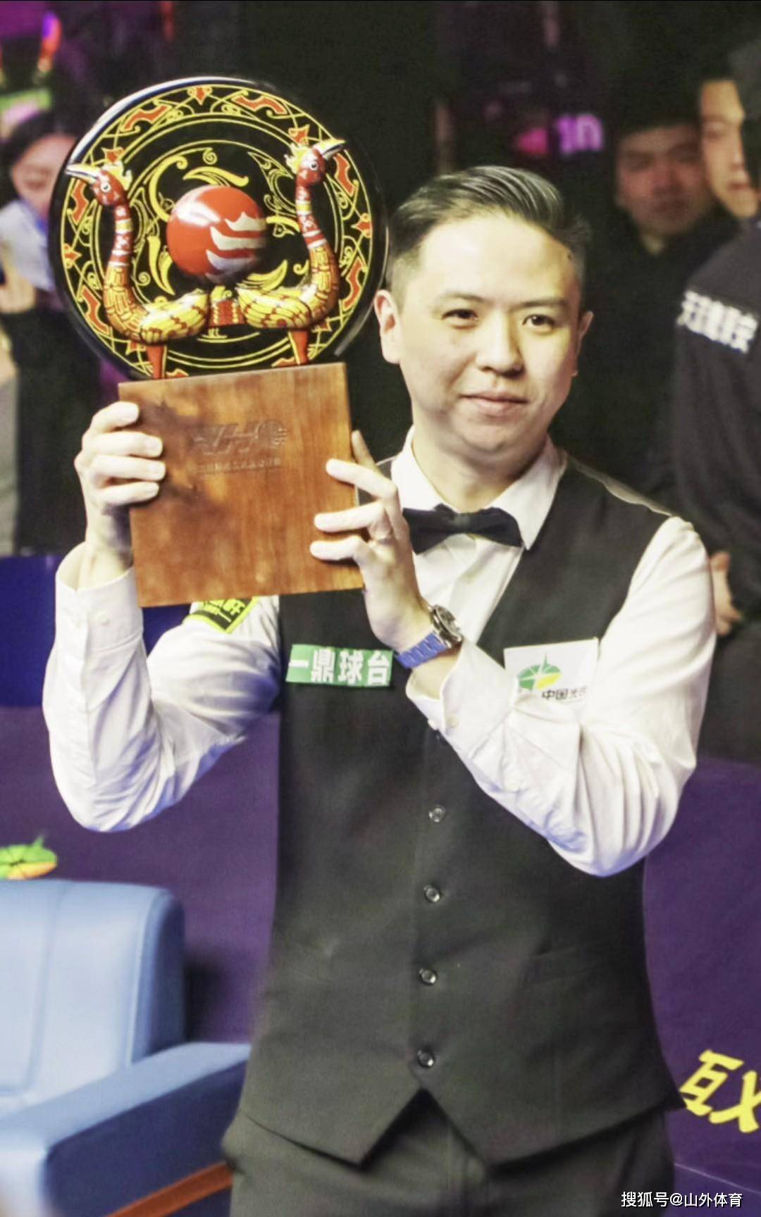 跨国双向奔 跨国双向奔