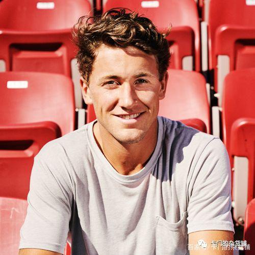 詹姆斯会以 詹姆斯会以