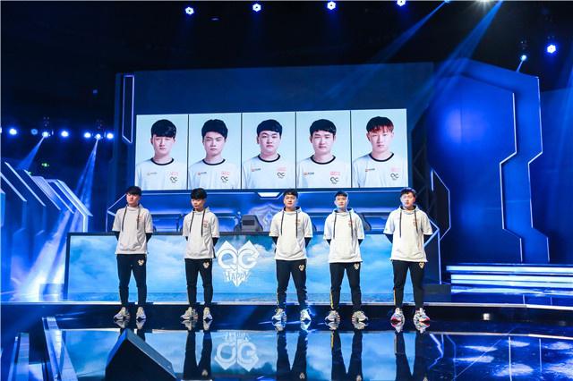 攻击型足球 攻击型足球