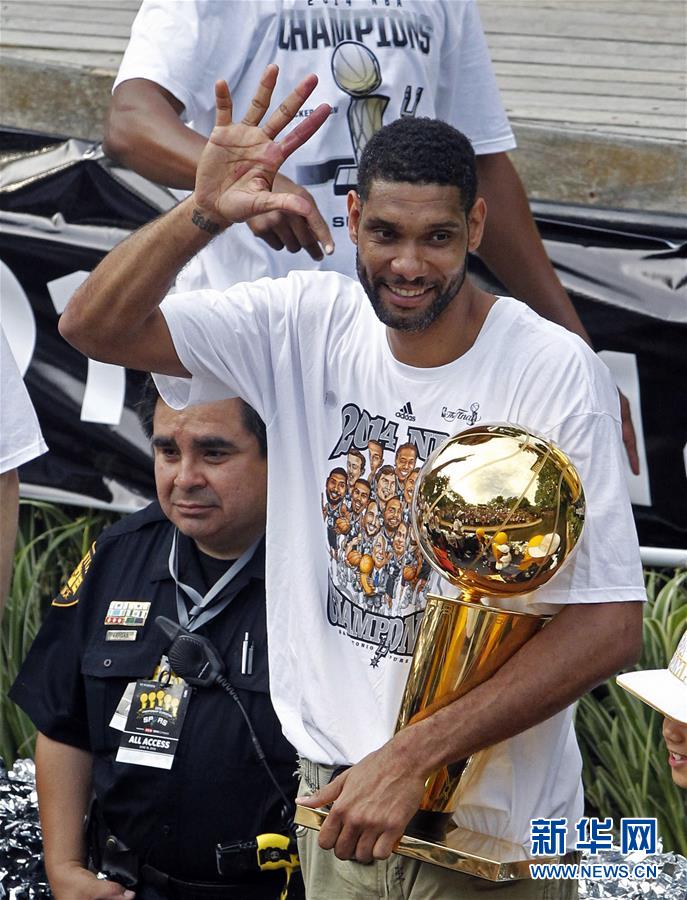 决进行了深 决进行了深